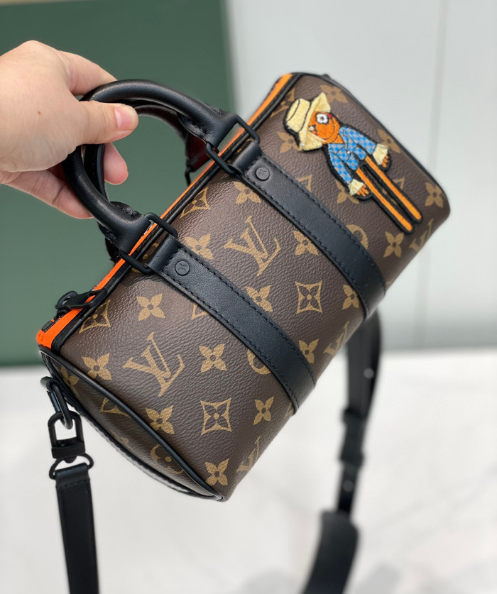 Louis Vuitton Leather Cartoon Pendant Bucket Bag Shoulder Bags #nigo56181