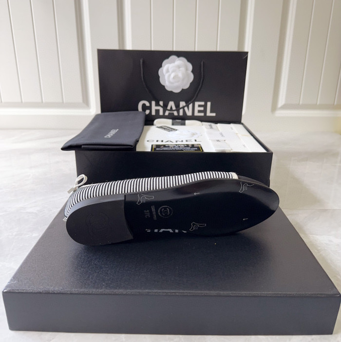 Chanel Cloth Faced Flat Shoes #nigo21249