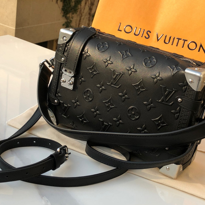 Louis Vuitton Portable Metal Box Armpit Shoulder Bag #nigo56158