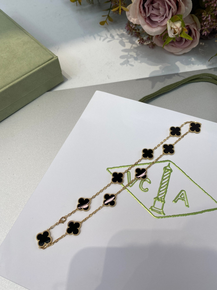 Van Cleef & Arpels Premium Decorative Gold Necklace #nigo57168