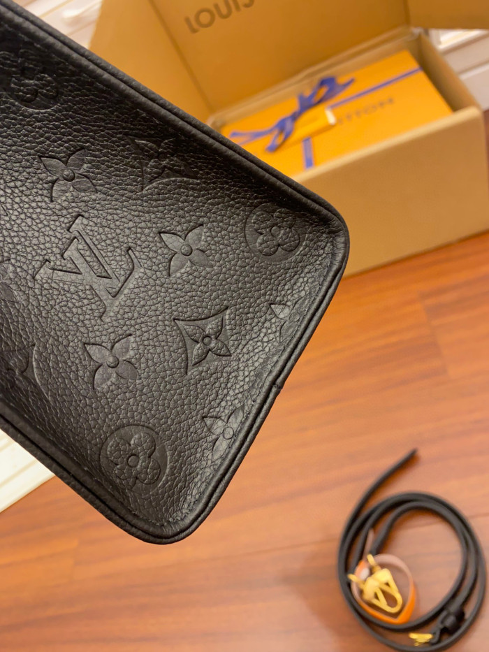 Louis Vuitton NIGO Black Leather Large Capacity Apprentice Crossbody Bag #nigo57529