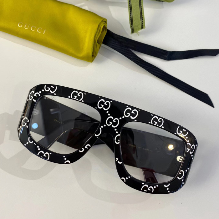 Gucci Square Sunglasses #nigo53528