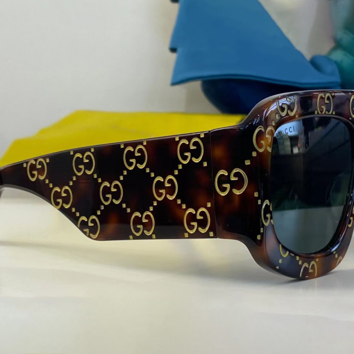 Gucci Square Sunglasses #nigo53528