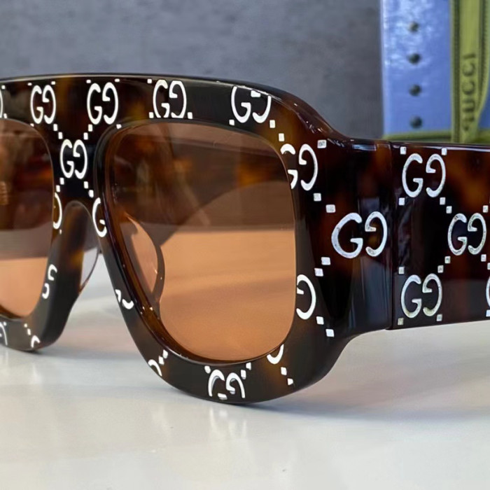 Gucci Square Sunglasses #nigo53528