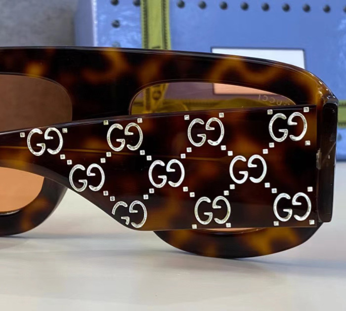 Gucci Square Sunglasses #nigo53528