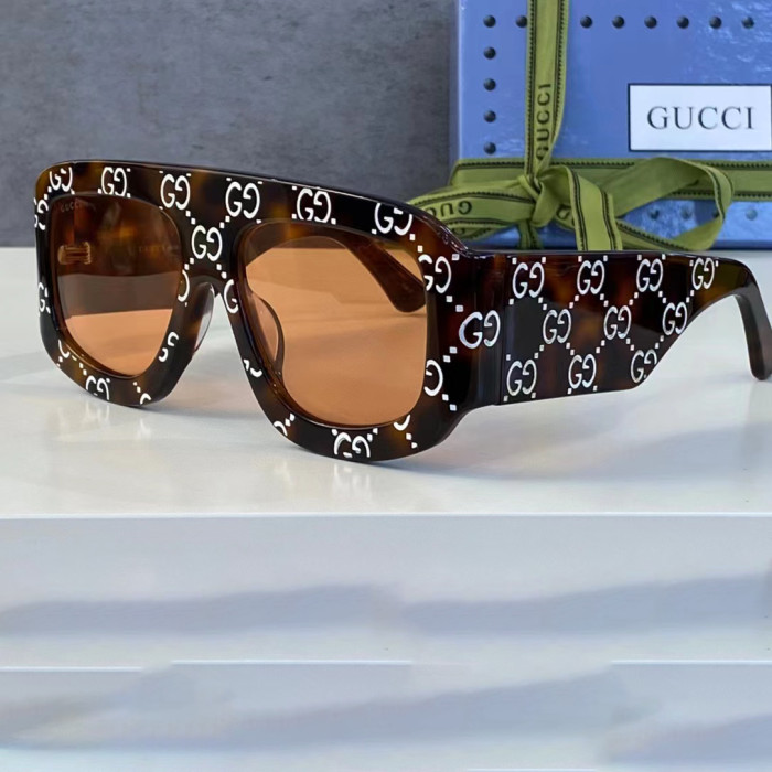 Gucci Square Sunglasses #nigo53528