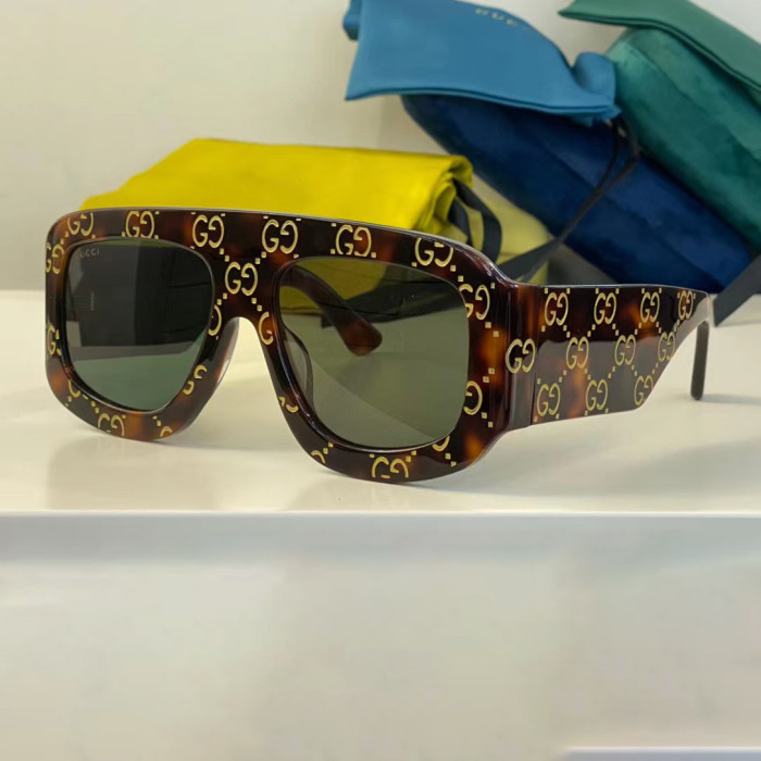 Gucci Square Sunglasses #nigo53528