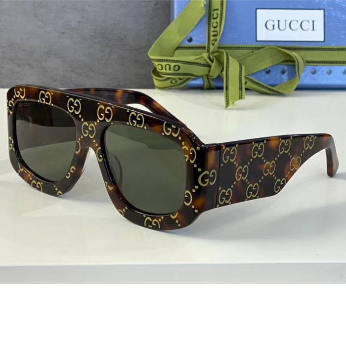 Gucci Square Sunglasses #nigo53528
