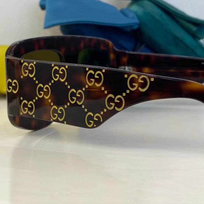 Gucci Square Sunglasses #nigo53528