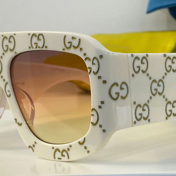 Gucci Square Sunglasses #nigo53528