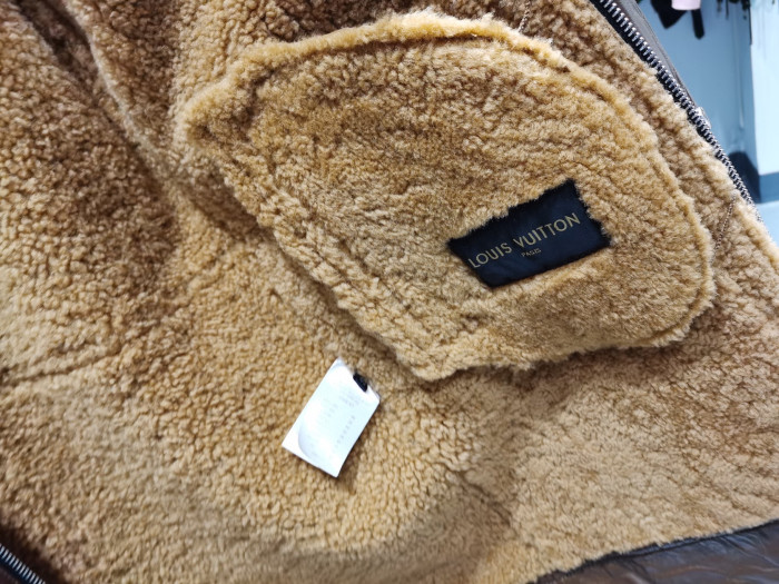 Louis Vuitton Fur Genuine Leather Long Coat #nigo5633