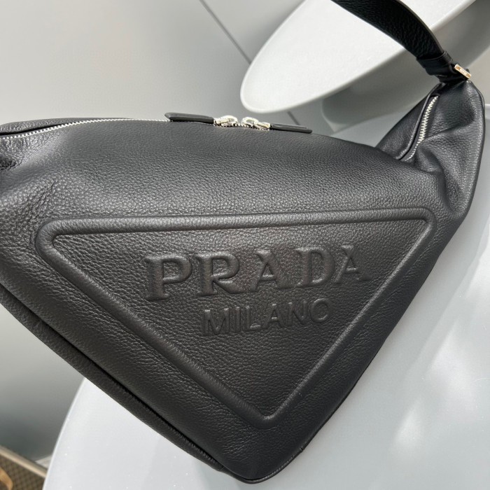 Prada Leather Oversized Triangle Bag #nigo53765