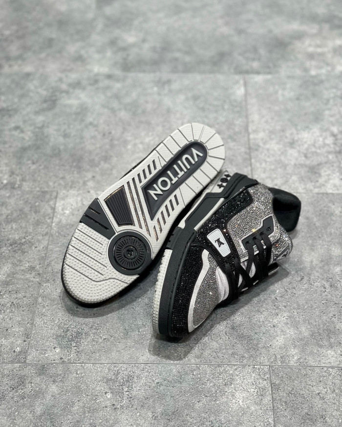 Louis Vuitton Low-Top Trainer With Sparkling Crystals Sneakers Shoes #nigo6523