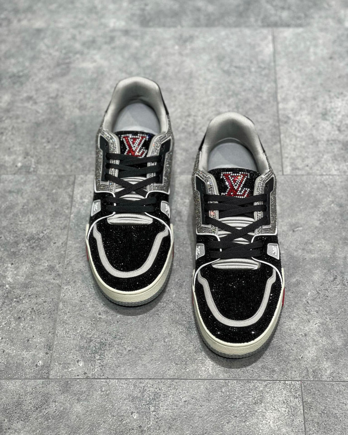 Louis Vuitton Low-Top Trainer With Sparkling Crystals Sneakers Shoes #nigo6523