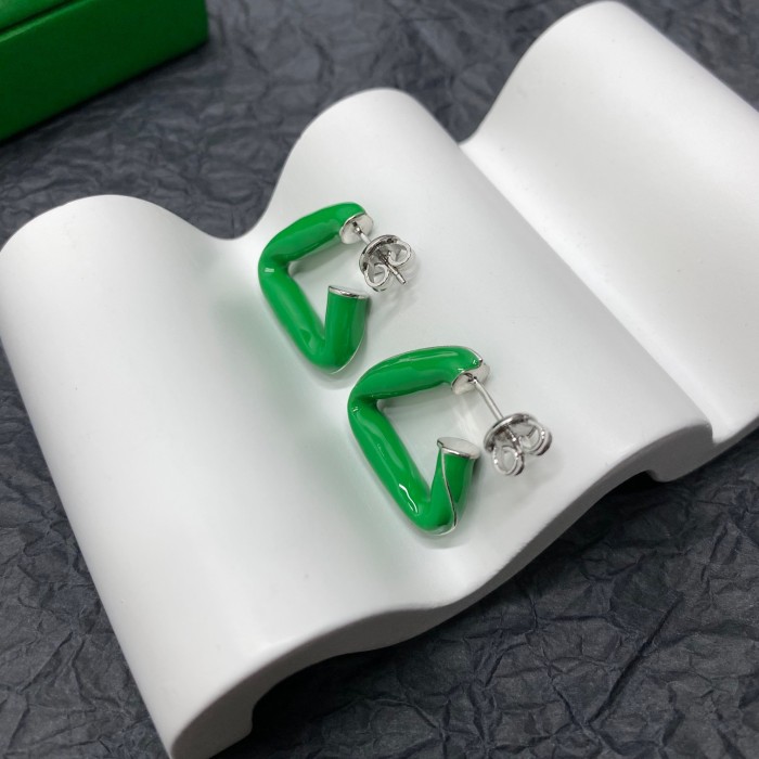 Bottega Veneta Triangle Enamel Earring Jewelry #nigo89157