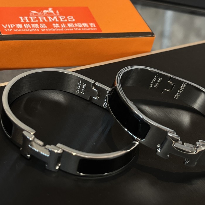 Hermes Fashion Bracelet Accessories Made Of Titanium Steel Silver Plating And Enamel #nigo82233