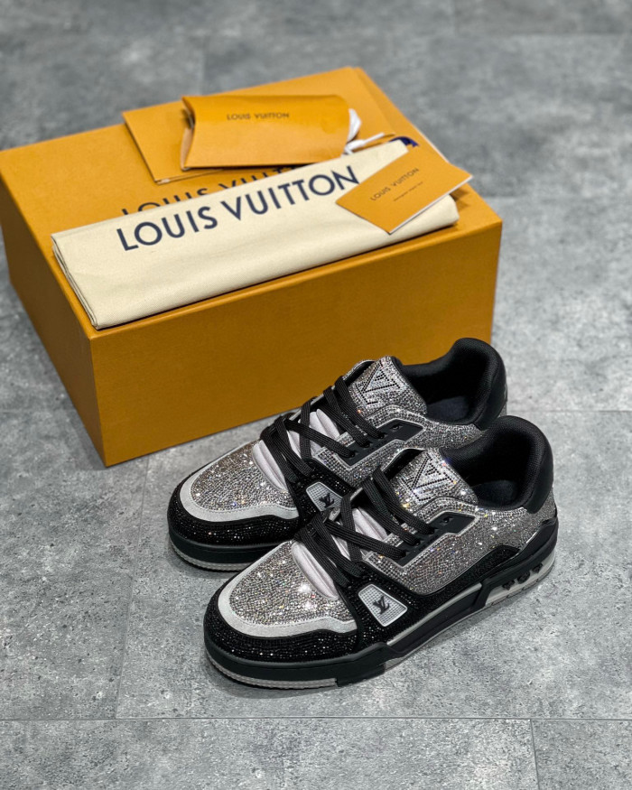 Louis Vuitton Low-Top Trainer With Sparkling Crystals Sneakers Shoes #nigo6523