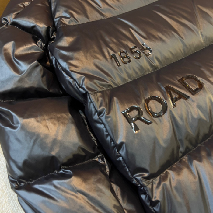 Burberry Hooded Waterproof Puffer Down Jacket In Winter #nigo3435