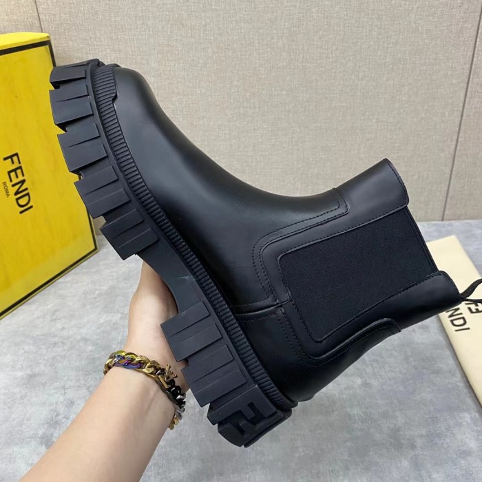 Fendi Men's Martin Boots Leather Mid-Boot #nigo51838