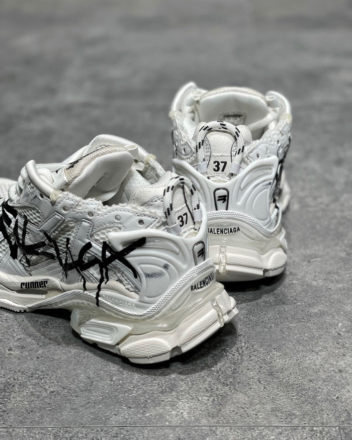 Balenciaga Runner GRAFFITI Thick Soled Letter Lace Up Dad Sneaker Shoes #nigo21732