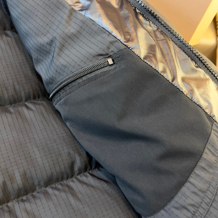Burberry Hooded Waterproof Puffer Down Jacket In Winter #nigo3435