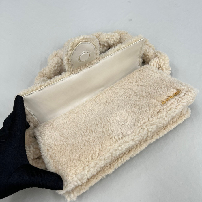 Jacquemus Single Color Lamb Wool Shoulder Bag #nigo3413