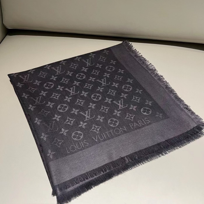 Louis Vuitton Fashion Classic Jacquard Shawl Accessories Jewelry #nigo82352