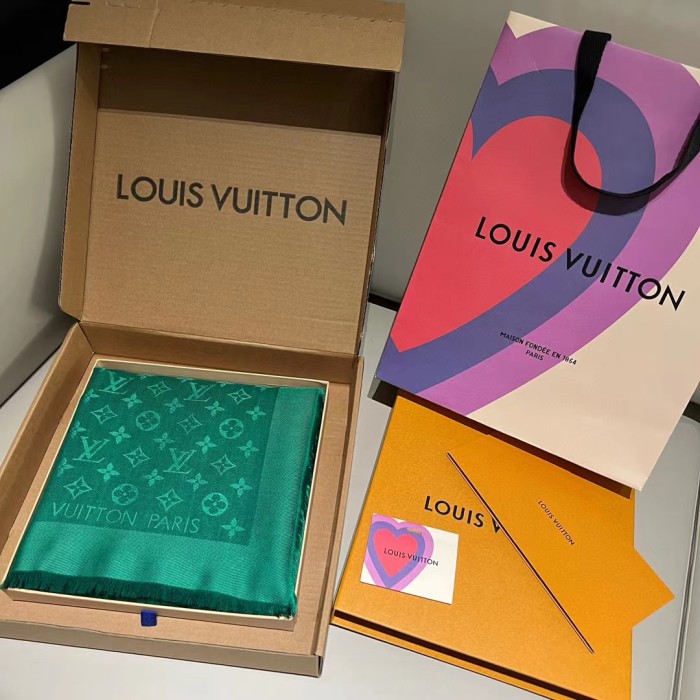 Louis Vuitton Fashion Classic Jacquard Shawl Accessories Jewelry #nigo82352