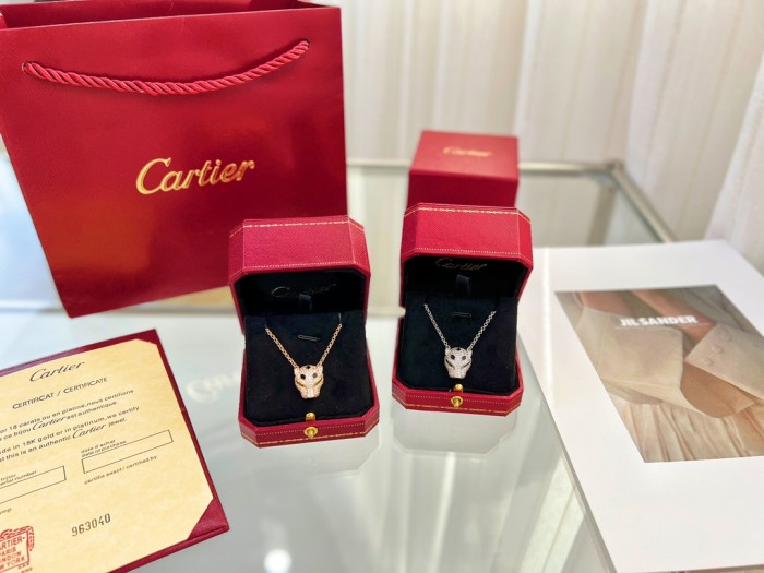 Cartier Full Diamond Leopard Head Necklace CNC Craft v Gold Material Accessories Jewelry #nigo82167