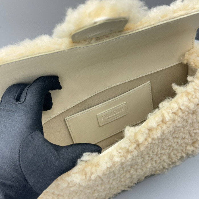 Jacquemus Single Color Lamb Wool Shoulder Bag #nigo3413