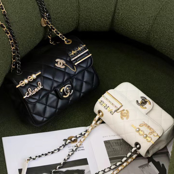 Chanel Metal-Embellished Leather One-Shoulder Crossbody Bag #nigo53852