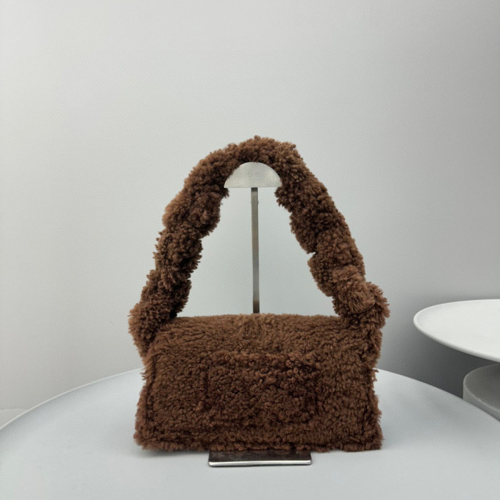 Jacquemus Single Color Lamb Wool Shoulder Bag #nigo3413