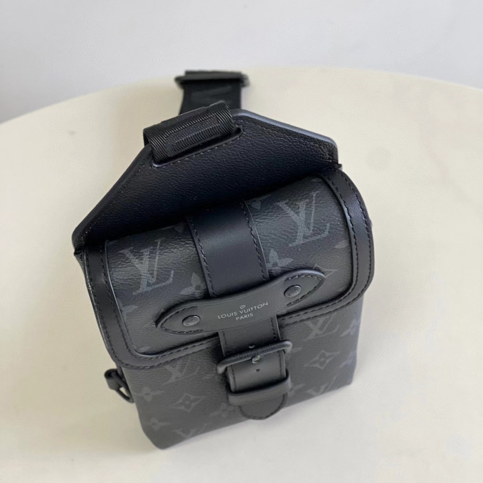 Louis Vuitton Leather Shoulder Phone Bag Coin Purse #nigo53746