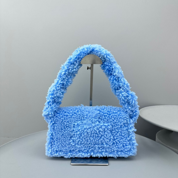 Jacquemus Single Color Lamb Wool Shoulder Bag #nigo3413