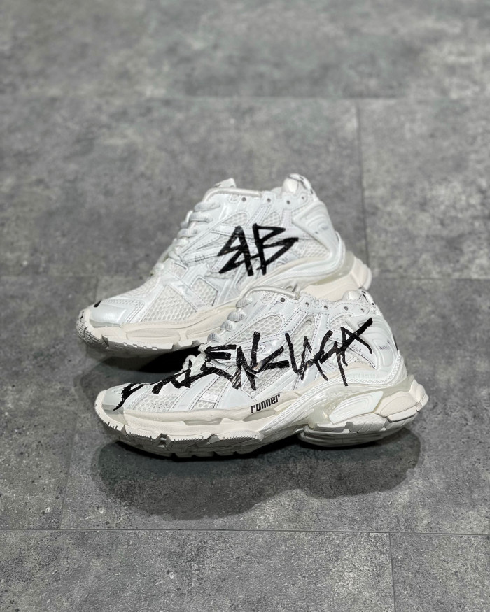 Balenciaga Runner GRAFFITI Thick Soled Letter Lace Up Dad Sneaker Shoes #nigo21732