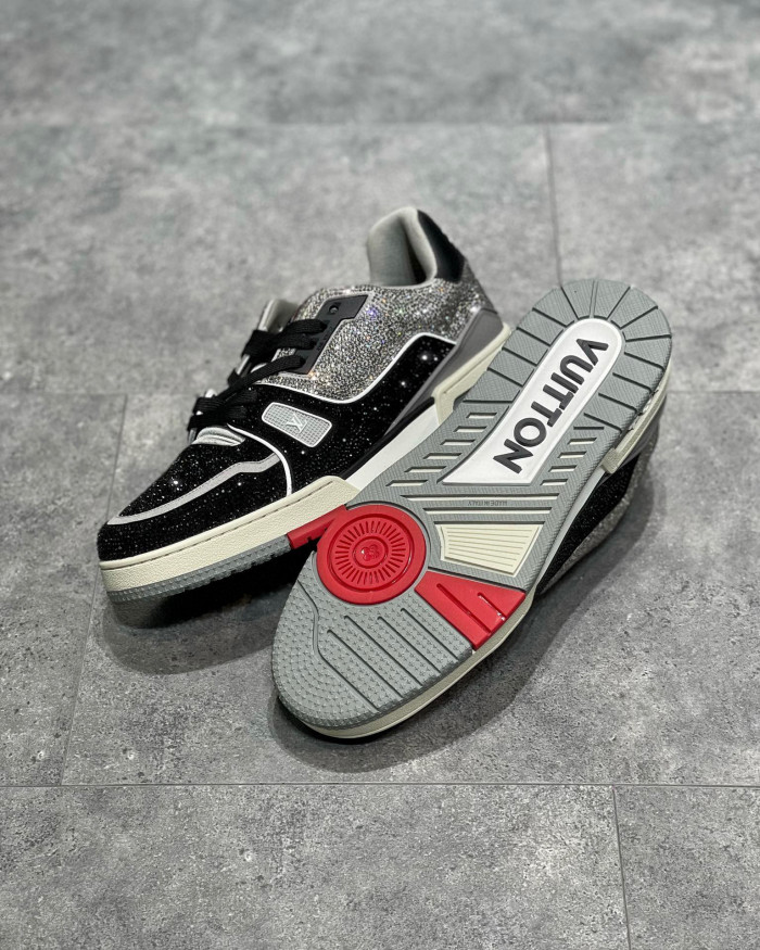 Louis Vuitton Low-Top Trainer With Sparkling Crystals Sneakers Shoes #nigo6523