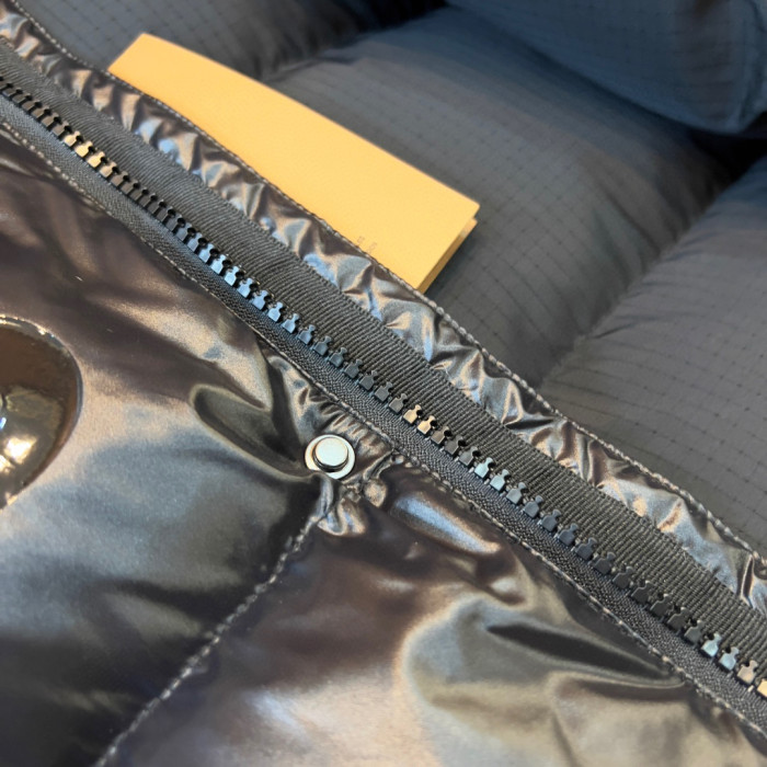 Burberry Hooded Waterproof Puffer Down Jacket In Winter #nigo3435