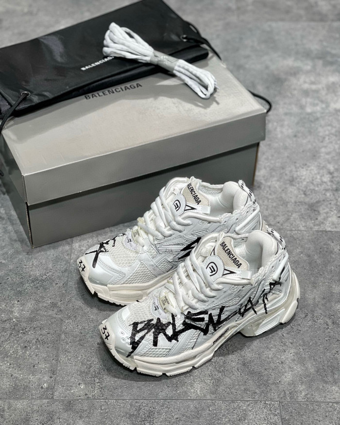 Balenciaga Runner GRAFFITI Thick Soled Letter Lace Up Dad Sneaker Shoes #nigo21732