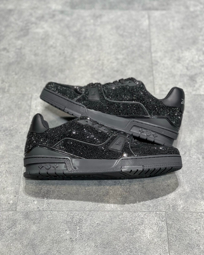 Louis Vuitton Low-Top Trainer With Sparkling Crystals Sneakers Shoes #nigo6523
