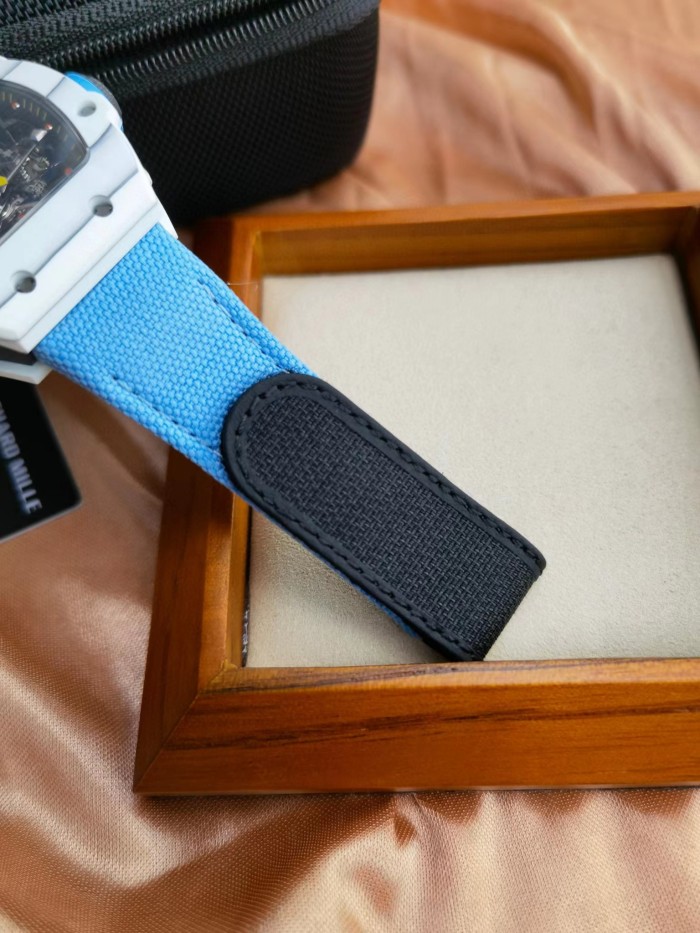 Carbon Fiber Tourbillon Wrist Watch Accessories Jewelry #nigo82468