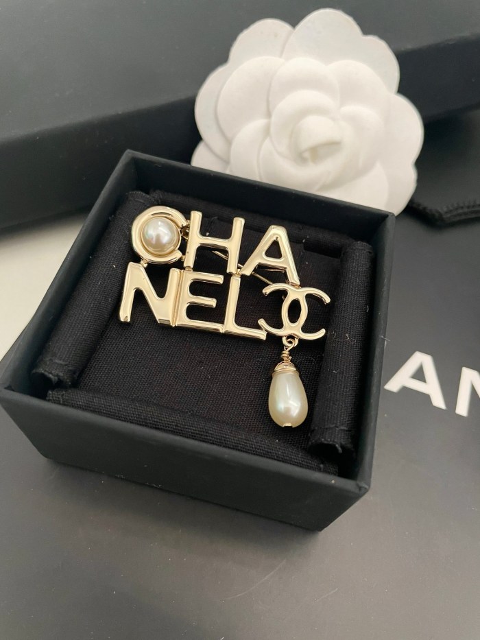 Chanel Copper Gilded Logo Brooch Earrings Accessories Jewelry #nigo82459