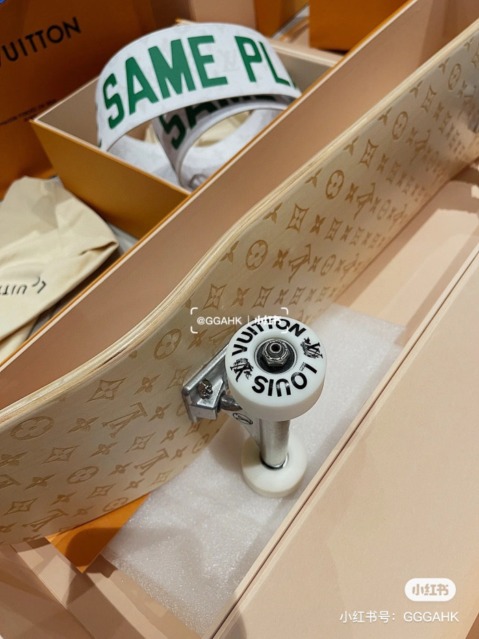 Louis Vuitton Skateboard Gift With All Original Packaging #nigo5582