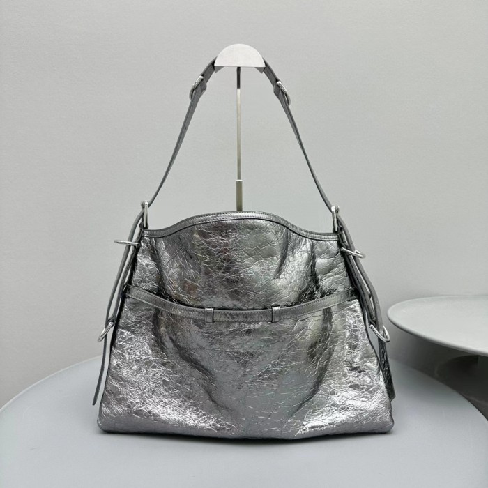 Givenchy Voyou Leather Tote Bag With Metal Clasp Bags BB50SSB1Q9-070 Ngvp #nigo5193