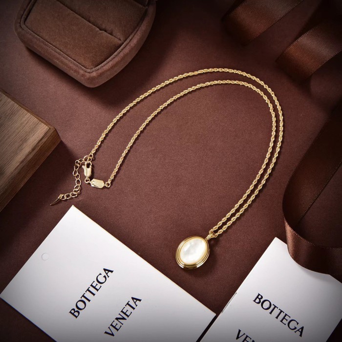 Bottega Veneta Brass Carved Pattern Necklace Accessories Jewelry #nigo82385
