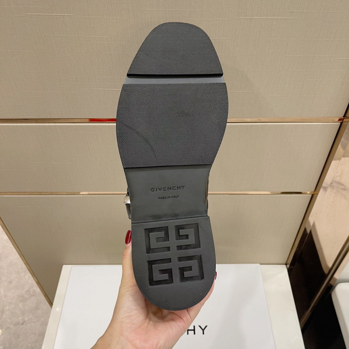 Givenchy Derby Leather Shoes #nigo6478