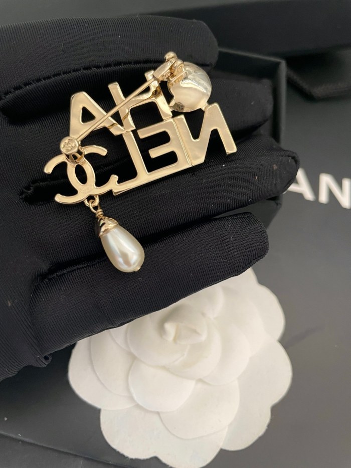 Chanel Copper Gilded Logo Brooch Earrings Accessories Jewelry #nigo82459