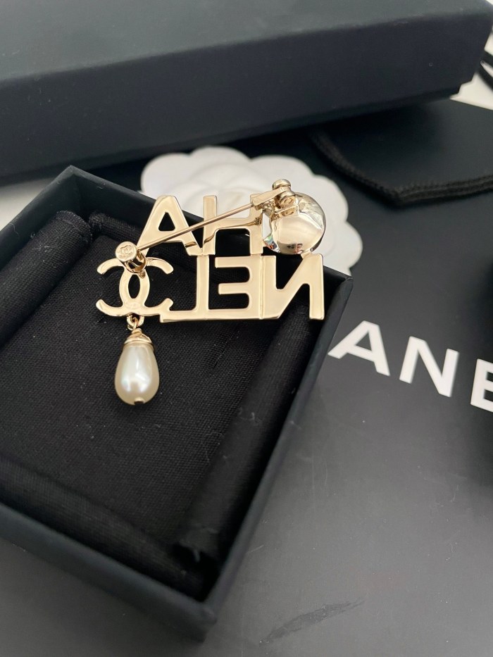 Chanel Copper Gilded Logo Brooch Earrings Accessories Jewelry #nigo82459
