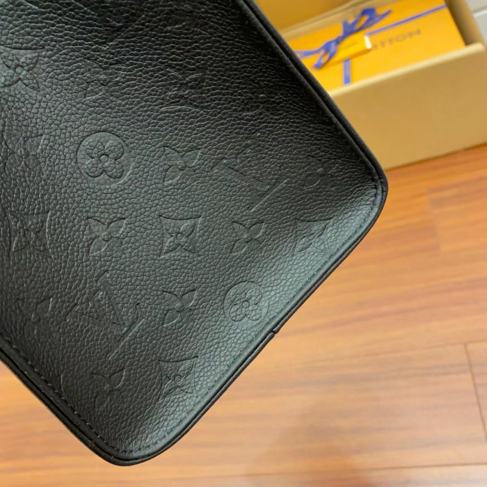 Louis Vuitton Black Printed Leather Tote Bag Bags #nigo4971