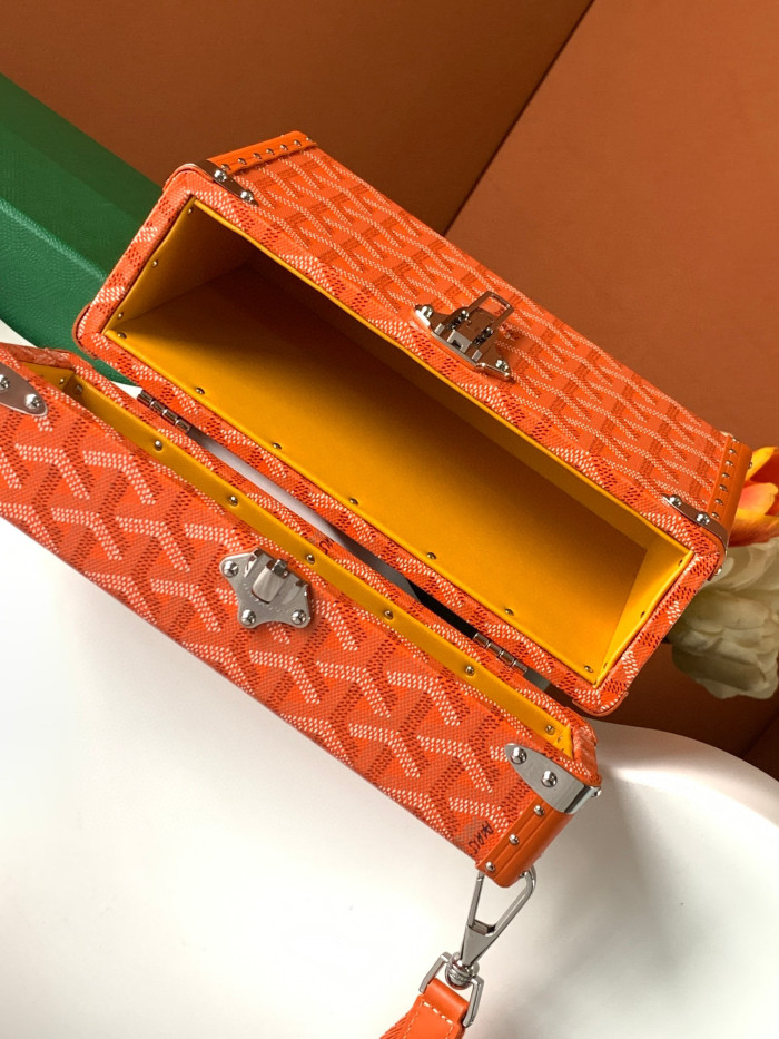 GOYARD Leather Box Shoulder Strap Oblique Straddle Bag #nigo21779