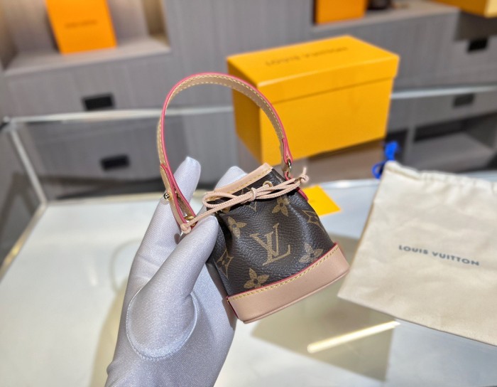 Louis Vuitton Women Bucket Bags Keychains Pendants Accessories Jewelry #nigo89262